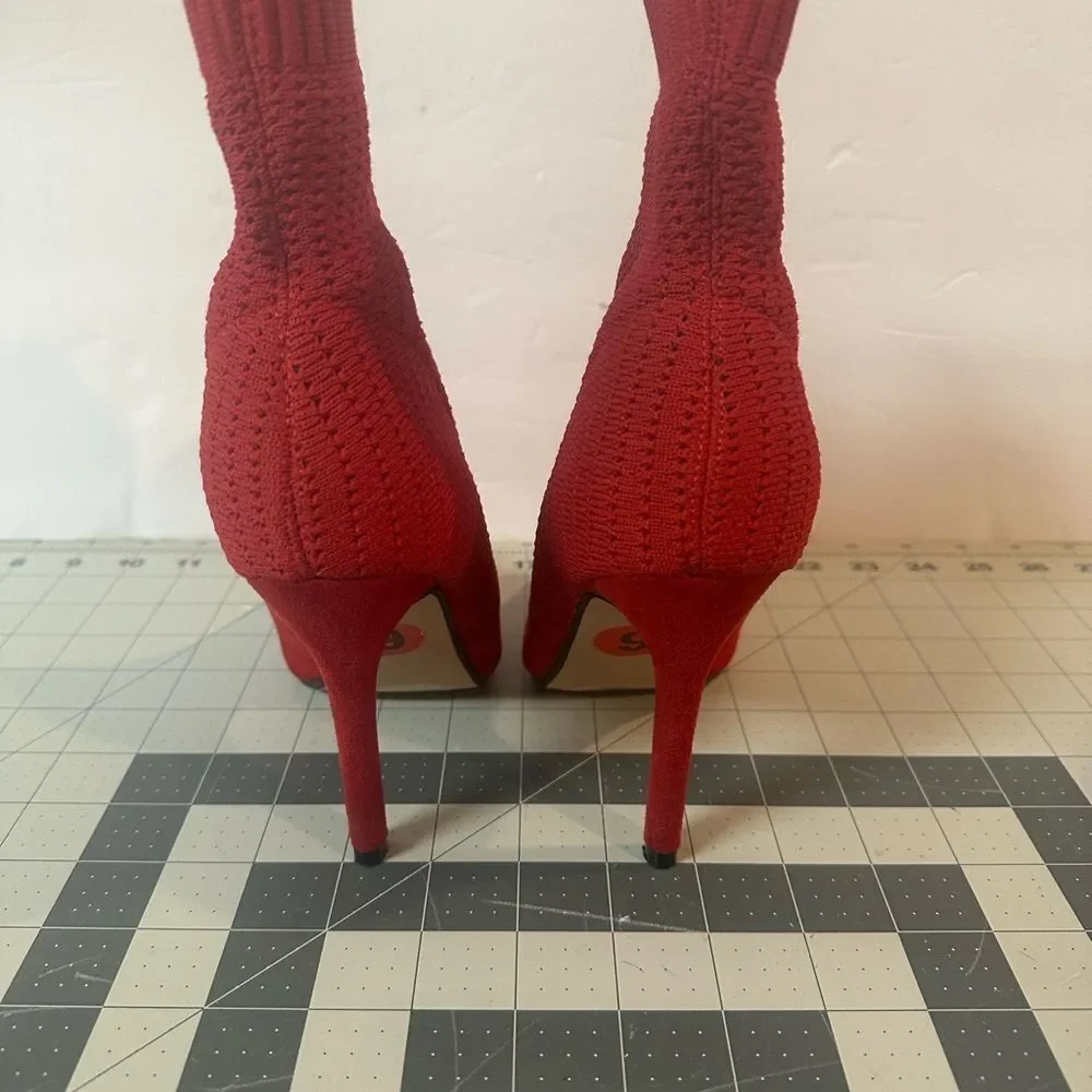 Catherine Malandrino red pump‎ heel ankle boots great for the holidays size 6 - Picture 2 of 9